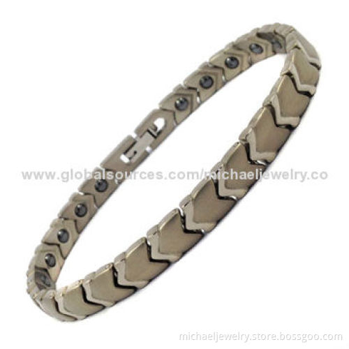 Anti-fatigue health titanium bracelet with black bile magnet